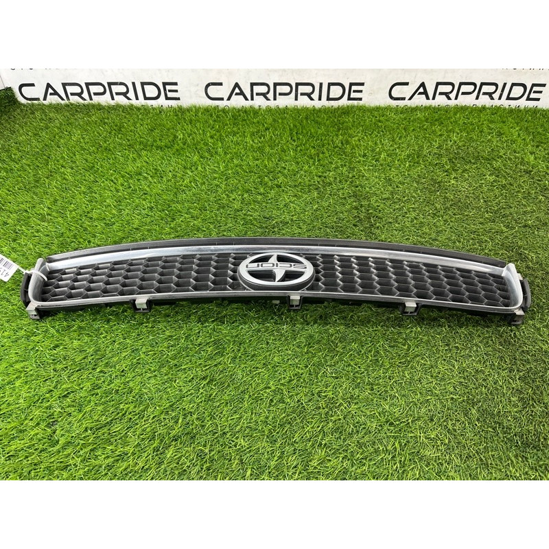 Решетка радиатора (наружные элементы кузова) Toyota Scion TC AT20 5311421030