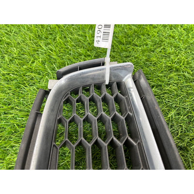 Решетка радиатора (наружные элементы кузова) Toyota Scion TC AT20 5311421030