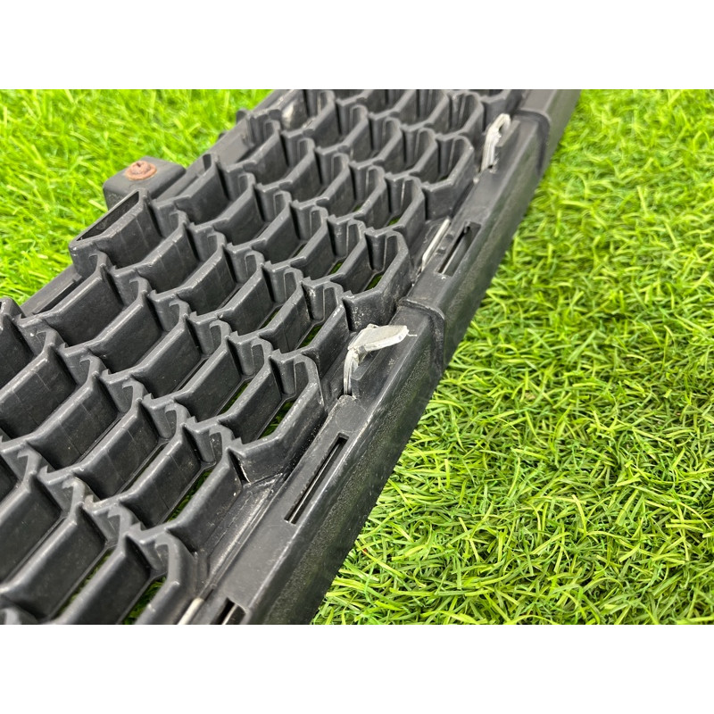 Решетка радиатора (наружные элементы кузова) Toyota Scion TC AT20 5311421030