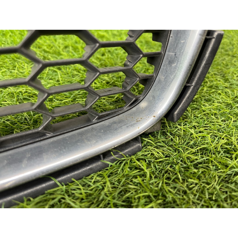 Решетка радиатора (наружные элементы кузова) Toyota Scion TC AT20 5311421030