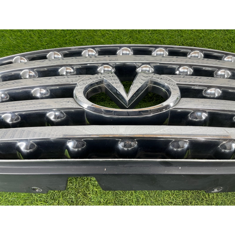 Решетка радиатора (наружные элементы кузова) Infiniti FX35 1 2004 62310CG000