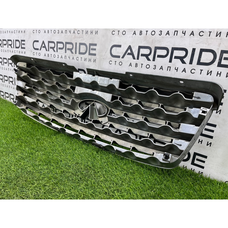 Решетка радиатора (наружные элементы кузова) Infiniti FX35 1 2004 62310CG000