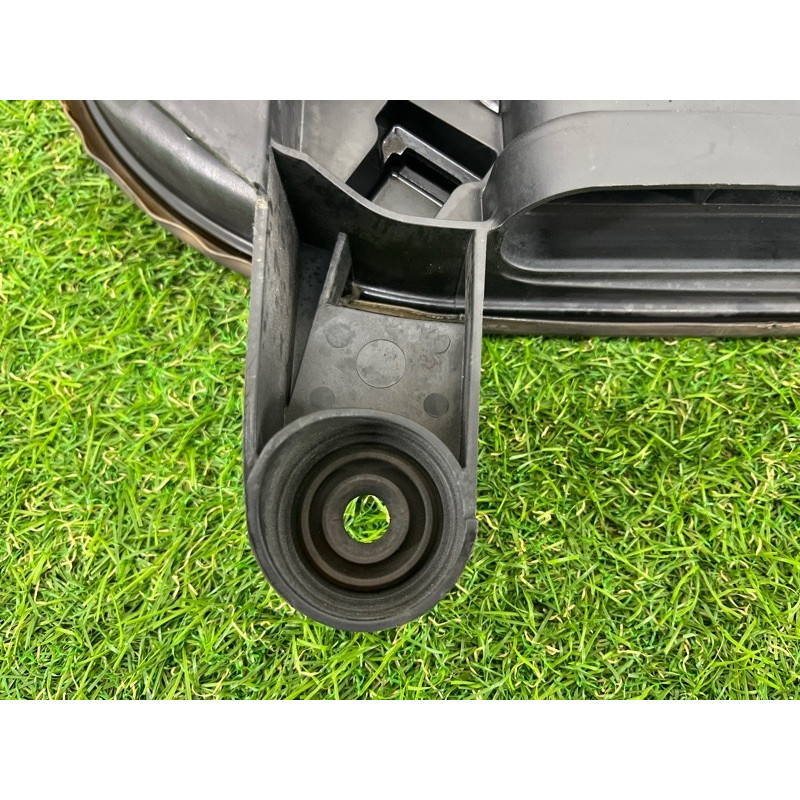 Корпус воздушного фильтра (впускная система) BMW X5 E70 2011 3.0 N57 13717812061