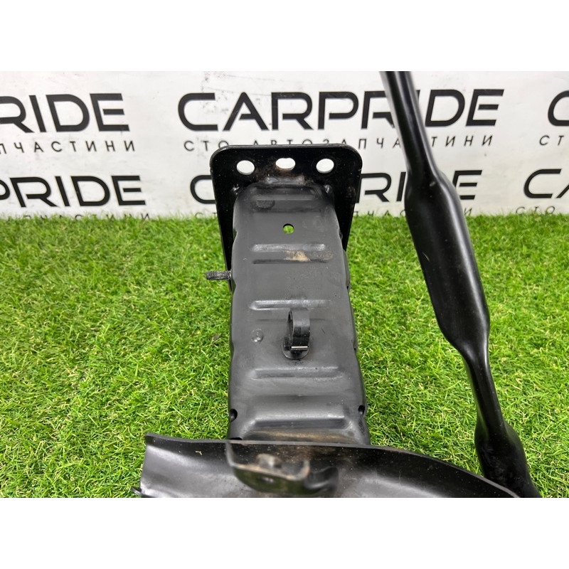 Усилитель бампера (наружные элементы кузова) BMW X5 E70 2011 3.0 N57 51117229085