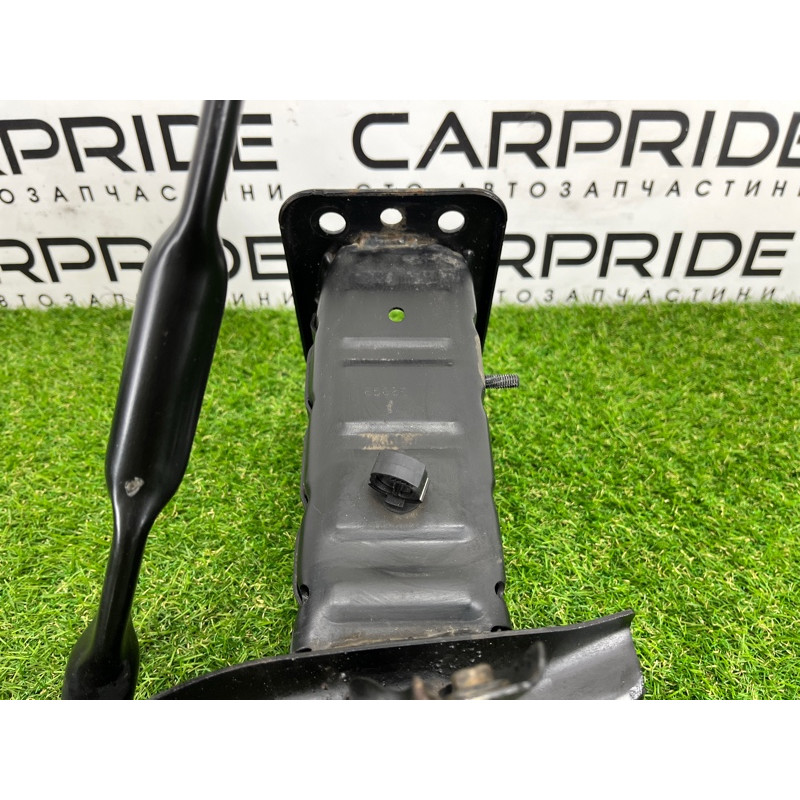 Усилитель бампера (наружные элементы кузова) BMW X5 E70 2011 3.0 N57 51117229085