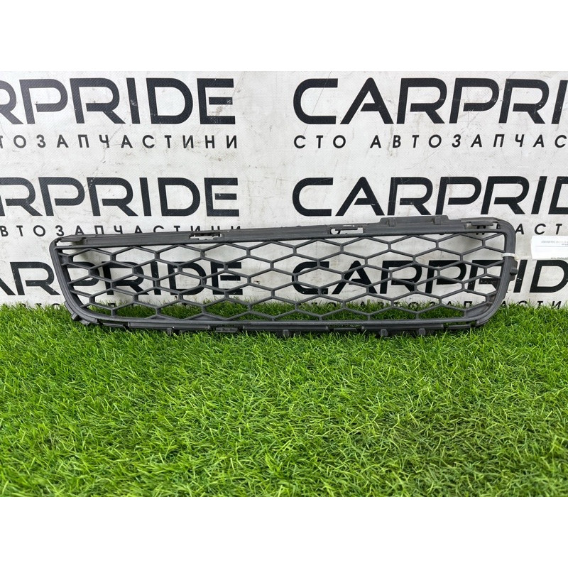 Решетка бампера (кузов и элементы) Infiniti G35 V35 62256ac700