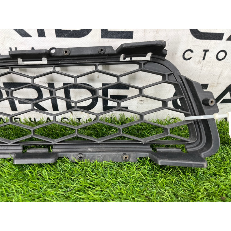 Решетка бампера (кузов и элементы) Infiniti G35 V35 62256ac700