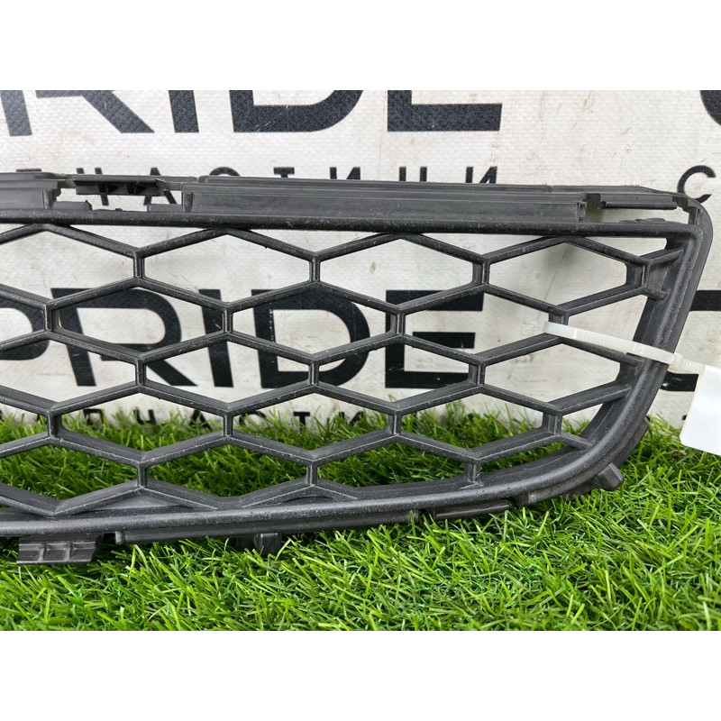 Решетка бампера (кузов и элементы) Infiniti G35 V35 62257ac700