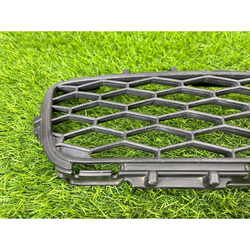 Решетка бампера (кузов и элементы) Infiniti G35 V35 62257ac700