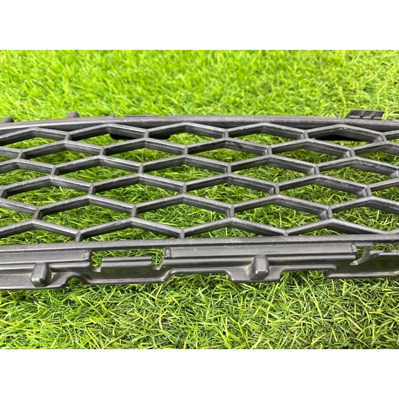 Решетка бампера (кузов и элементы) Infiniti G35 V35 62257ac700