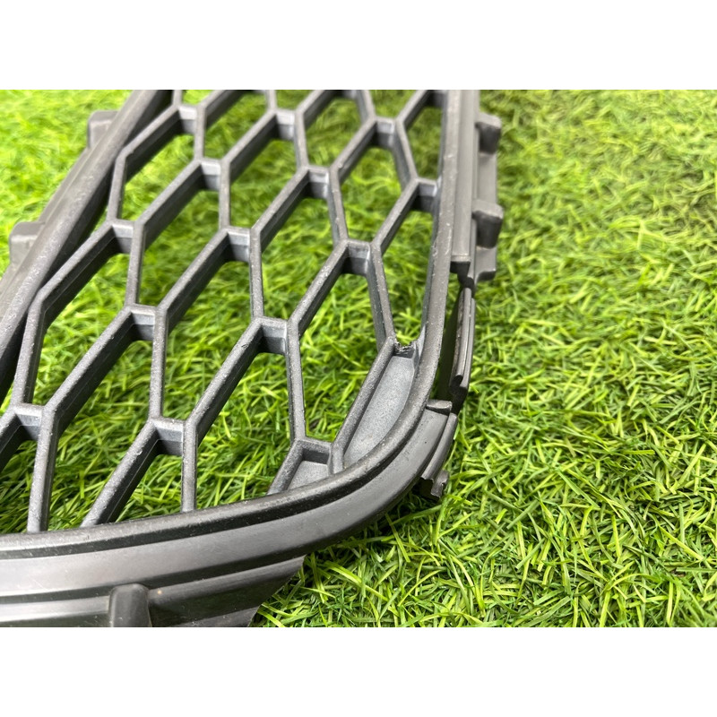 Решетка бампера (кузов и элементы) Infiniti G35 V35 62257ac700