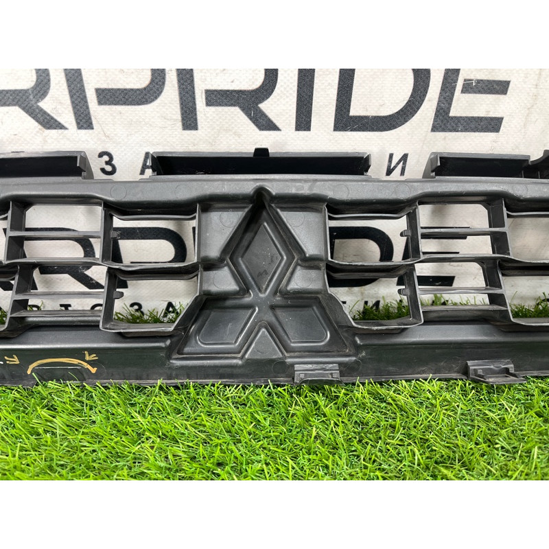 Решетка радиатора (наружные элементы кузова) Mitsubishi ASX GA 6402a318