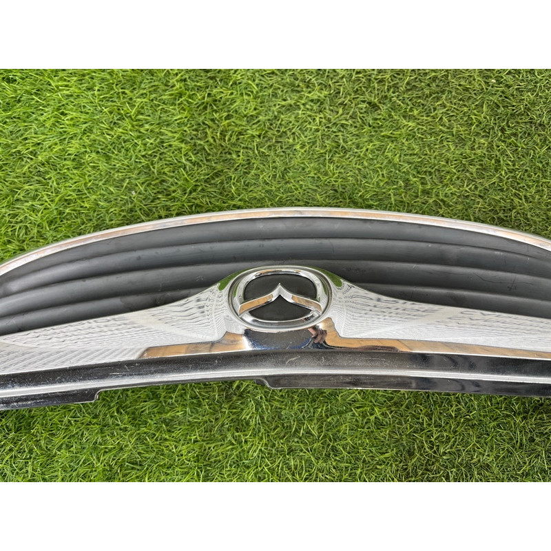 Решетка радиатора (наружные элементы кузова) Mazda 626 GF gd7a50710