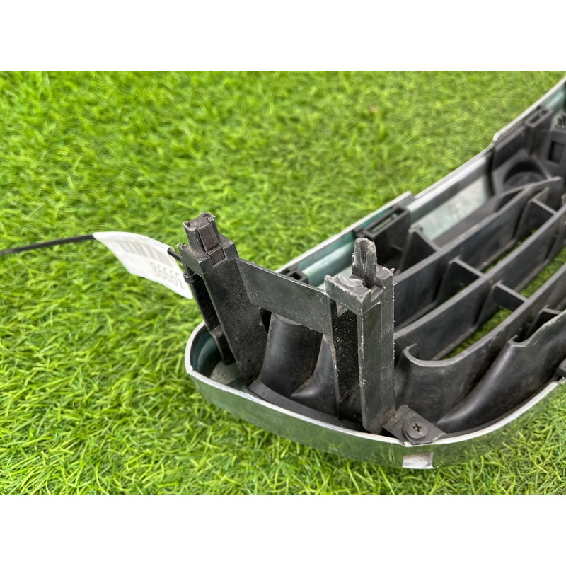 Решетка радиатора (наружные элементы кузова) Mazda 626 GF gd7a50710