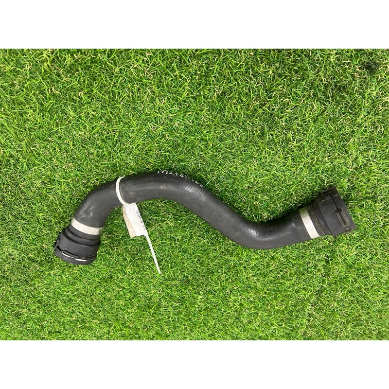 Патрубок (система охлаждения) BMW 3-series F30 2013 N47D20 17127811129