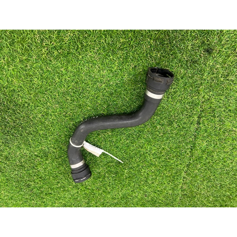 Патрубок (система охлаждения) BMW 3-series F30 2013 N47D20 17127811129