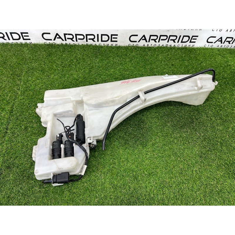 Бачок омывателя (кузов и элементы) BMW X5 E70 2011 3.0 N57 61677161477