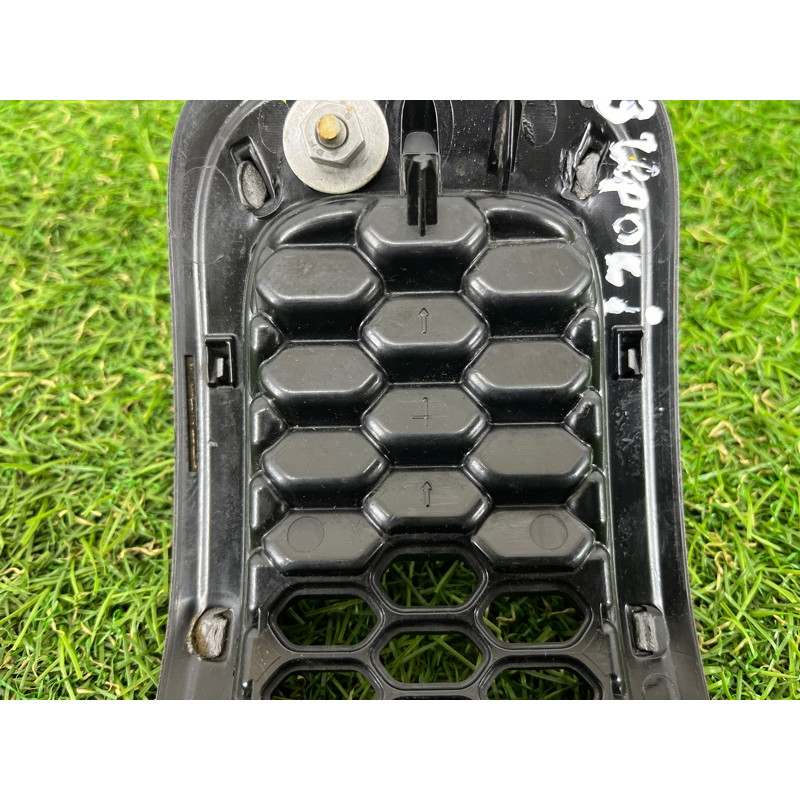 Решетка радиатора (наружные элементы кузова) Jeep Cherokee Trailhawk 2014 2.4 5RB21XS9AB