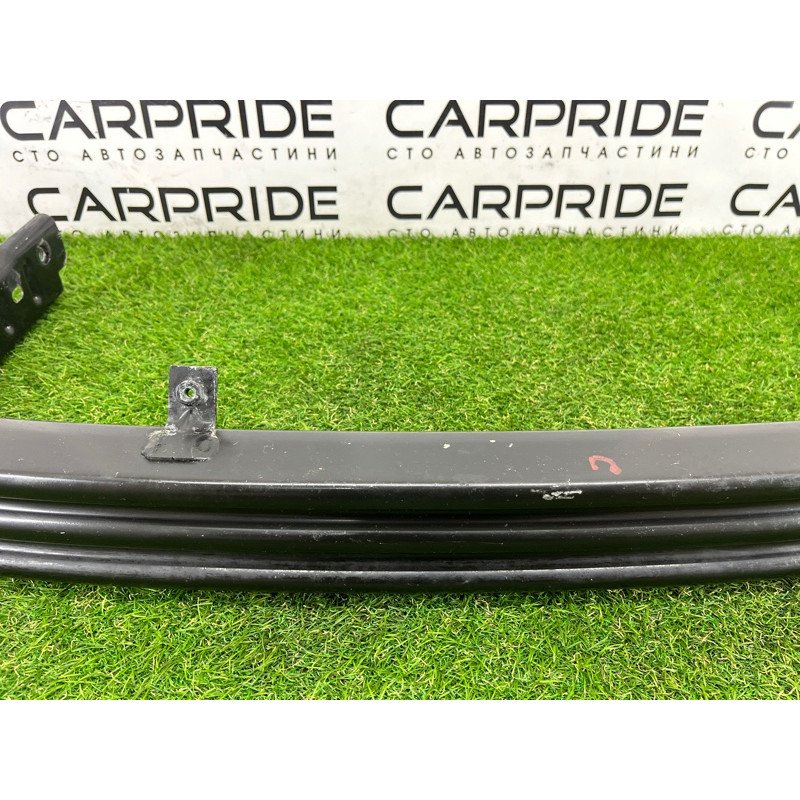 Усилитель бампера (наружные элементы кузова) Jeep Grand Cherokee WK2 2017 3.6 4578827AK