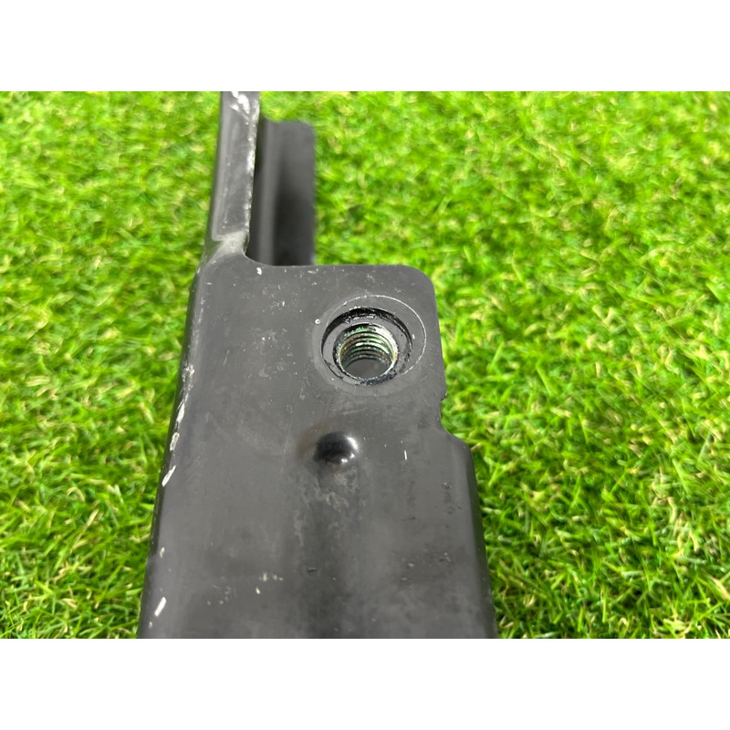 Усилитель бампера (наружные элементы кузова) Jeep Grand Cherokee WK2 2017 3.6 4578827AK