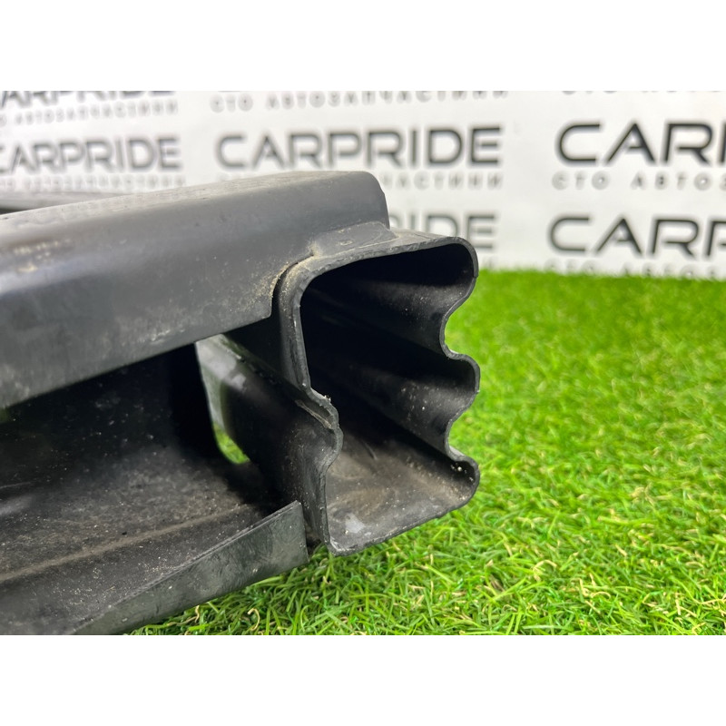 Усилитель бампера (наружные элементы кузова) Jeep Grand Cherokee WK2 2017 3.6 4578827AK