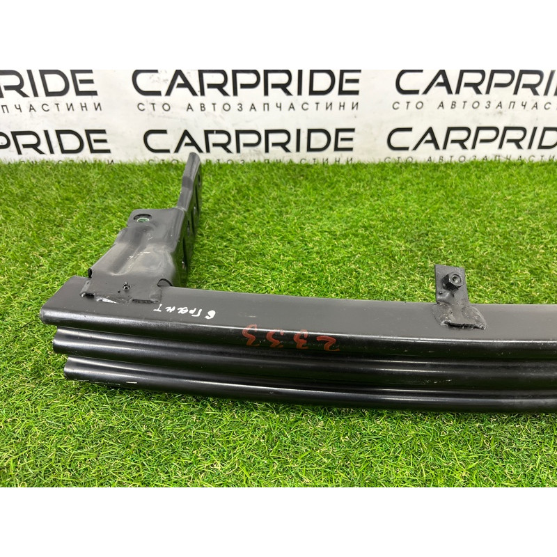 Усилитель бампера (наружные элементы кузова) Jeep Grand Cherokee WK2 2017 4578827AK