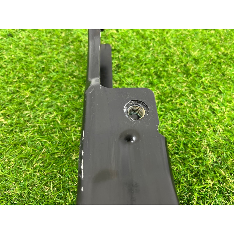 Усилитель бампера (наружные элементы кузова) Jeep Grand Cherokee WK2 2017 4578827AK