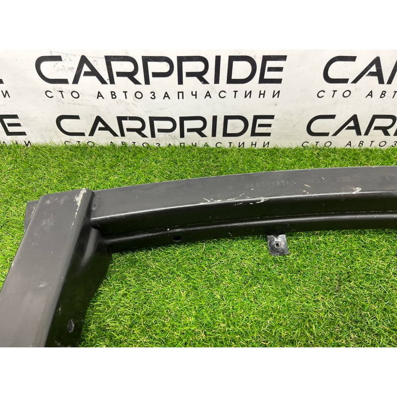 Усилитель бампера (наружные элементы кузова) Jeep Grand Cherokee WK2 2017 4578827AK