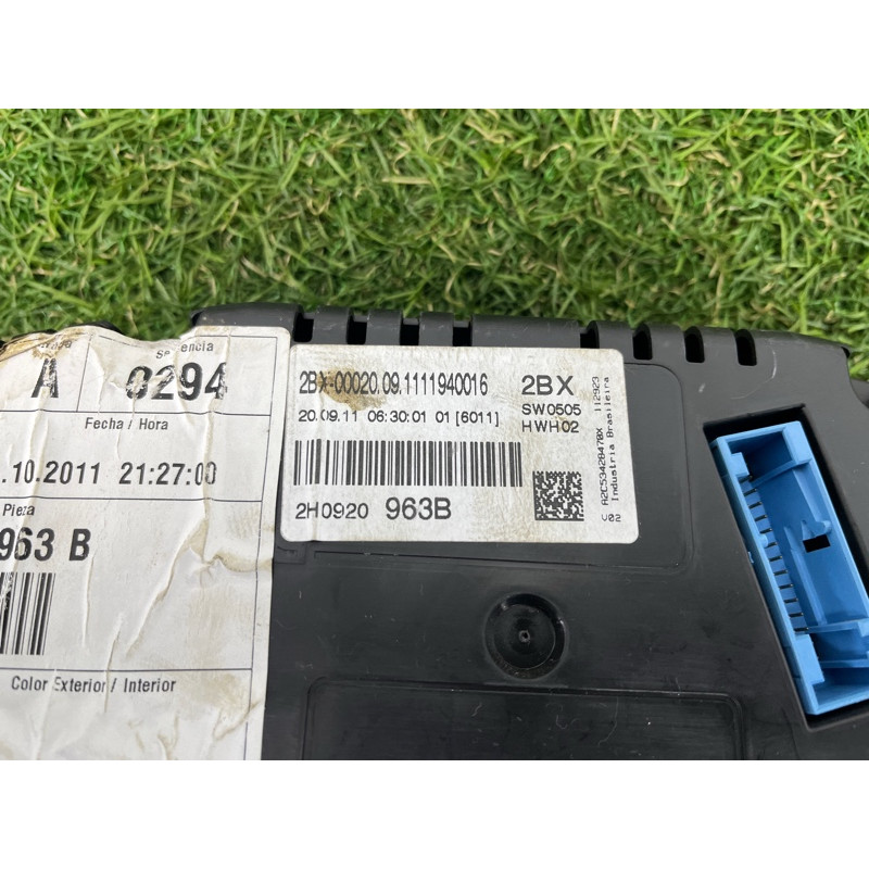 Панель приборов (салон) Volkswagen Amarok 2H 2012 2.0 tdi 2H0920963B