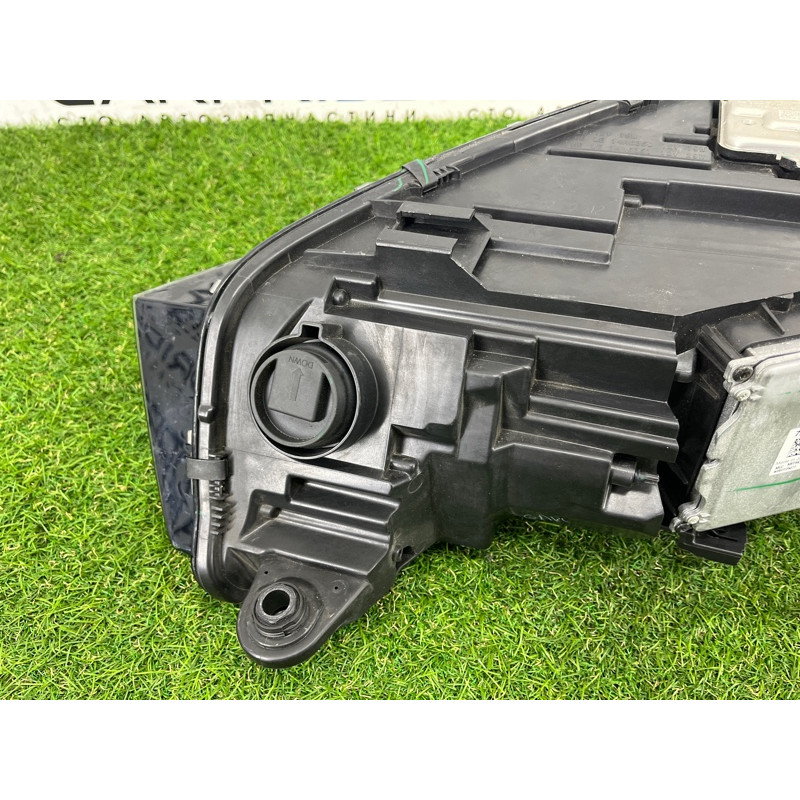 Фара (оптика) AUDI SQ5 FY 2018 3.0 CWGD 80A941773B