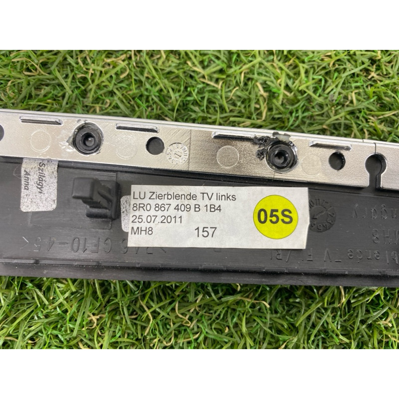 Декоративна накладка карти дверей (салон) Audi Q5 8R 2012 3.2 CALB 8R0867409B1B4