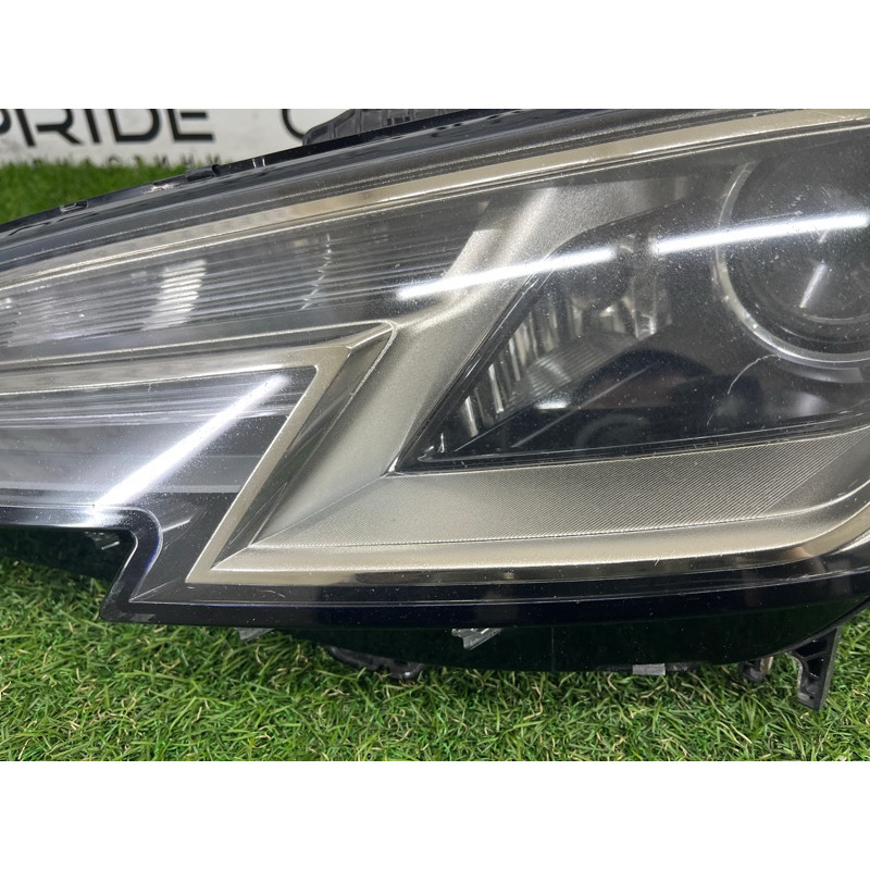 Фара (оптика) AUDI A4 B9 2017 2.0 DBPA 8W0941043B