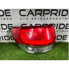 Задний фонарь