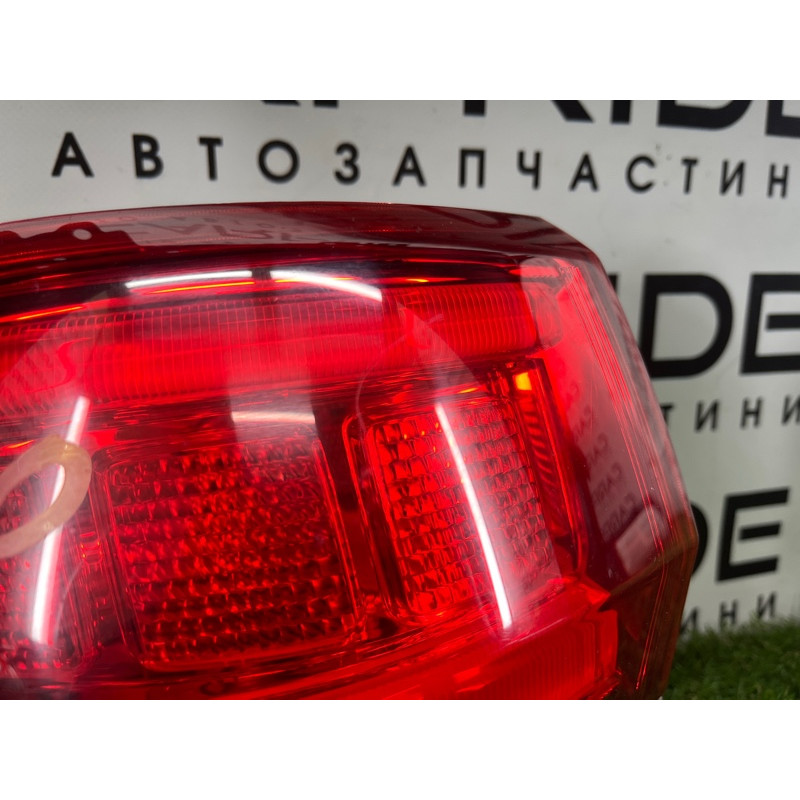 Задний фонарь (оптика) Jeep Grand Cherokee WK2 2014 3.0 Diesel EXF 68110017AC