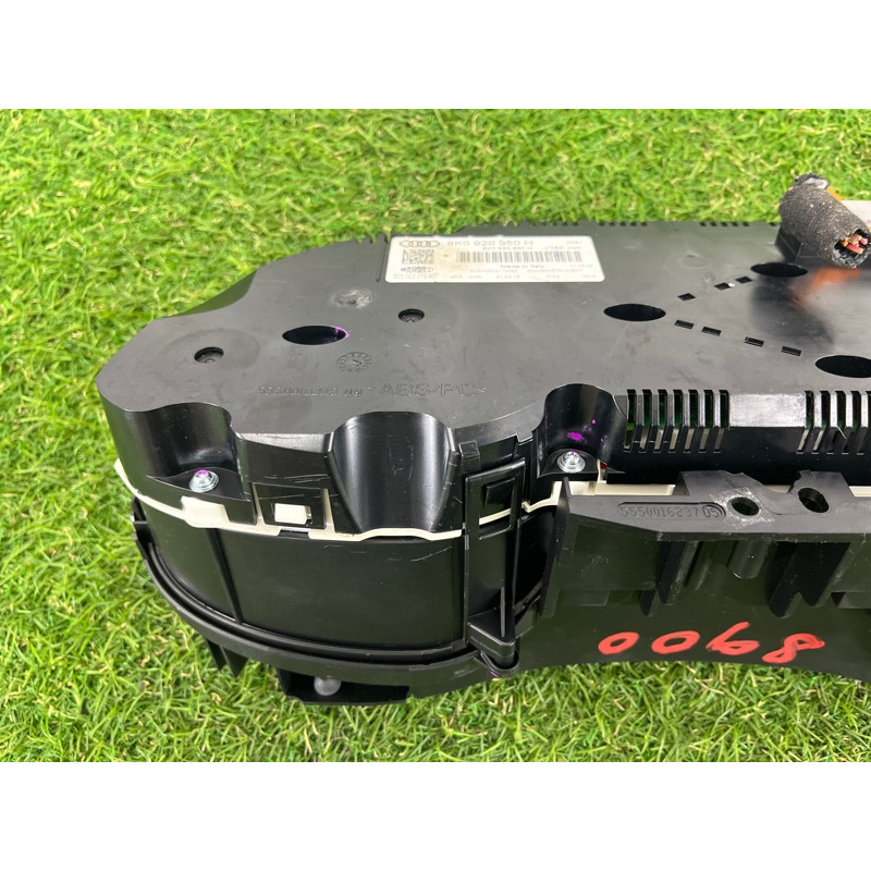 Панель приборов (салон) AUDI A4 B8 2012 2.0 CAEB 8K0920950H