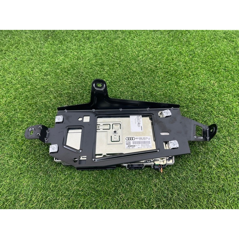 Усилитель звука (электрика) AUDI Q7 4L 2011 3.0 CATA 4L0035223H