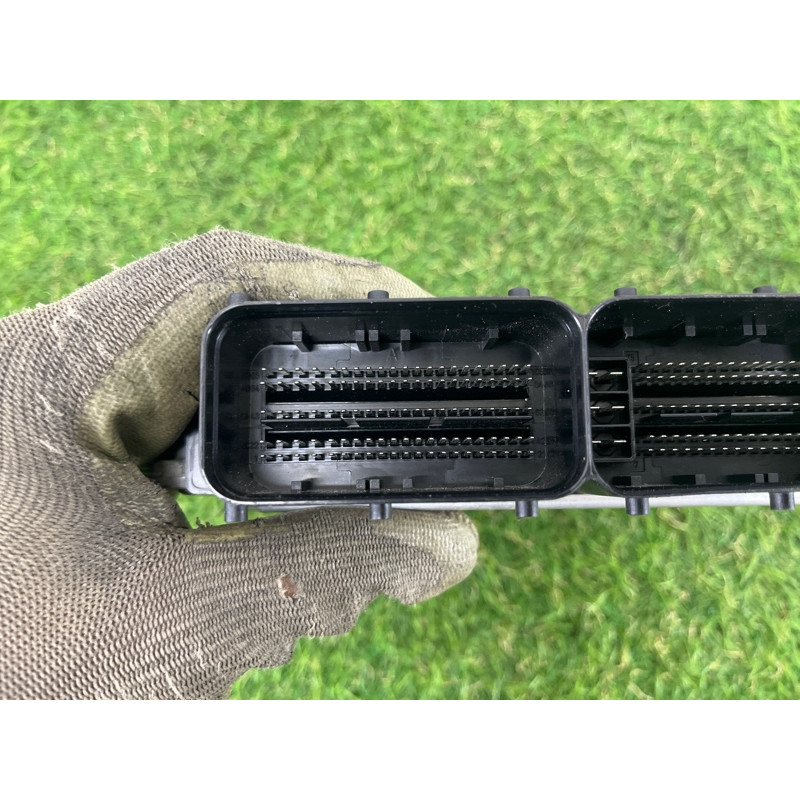 Блок управления двигателем (электрика / блок управления) AUDI Q7 4L 2011 3.0 CATA 4L2910401