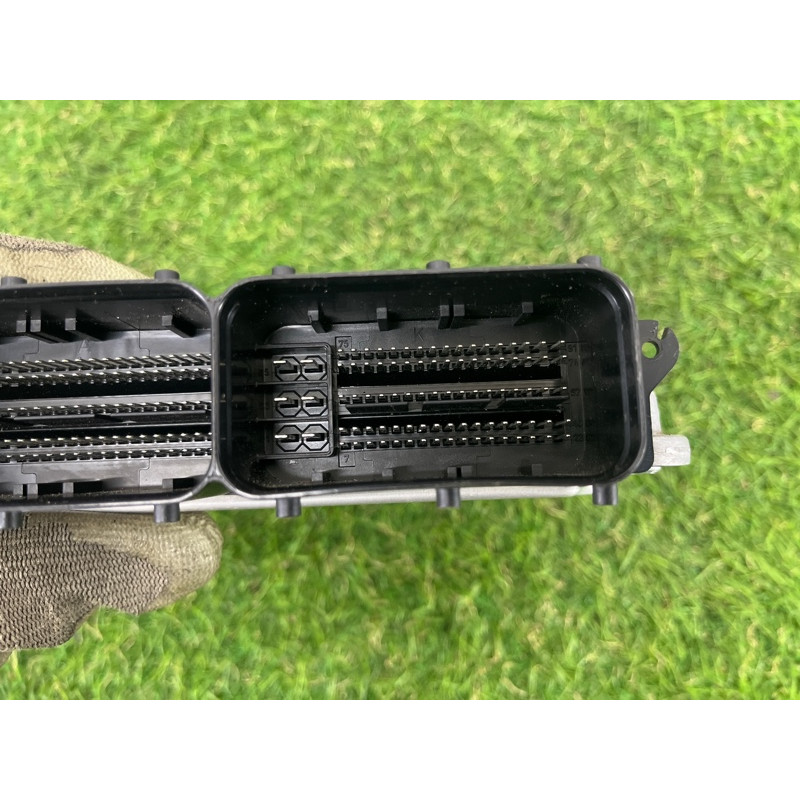 Блок управления двигателем (электрика / блок управления) AUDI Q7 4L 2011 3.0 CATA 4L2910401