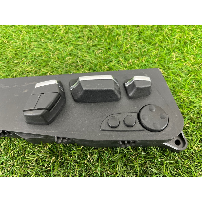 блок регулировки сидения (закрытая категория) BMW 7-series F02 2011 4.4 N63 61319275081