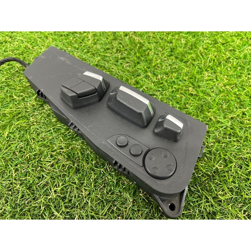 блок регулировки сидения (закрытая категория) BMW 7-series F02 2011 4.4 N63 61319275081