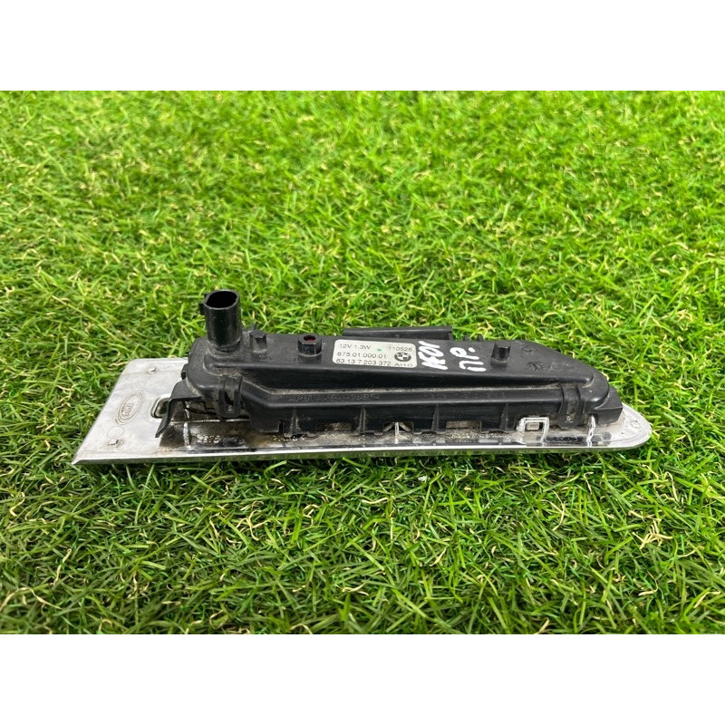 Повторитель поворота (оптика) BMW 7-series F02 2011 4.4 N63 63137203372