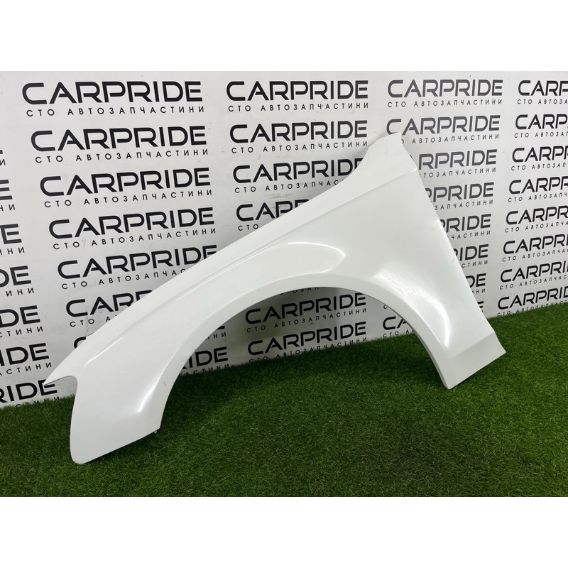 Крыло (наружные элементы кузова) AUDI A4 B8 2012 2.0 CAEB 8K0821105A