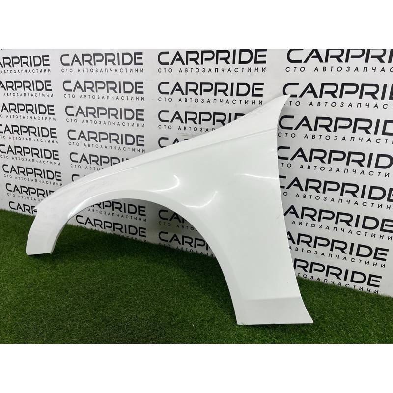 Крыло (наружные элементы кузова) AUDI A4 B8 2012 2.0 CAEB 8K0821105A