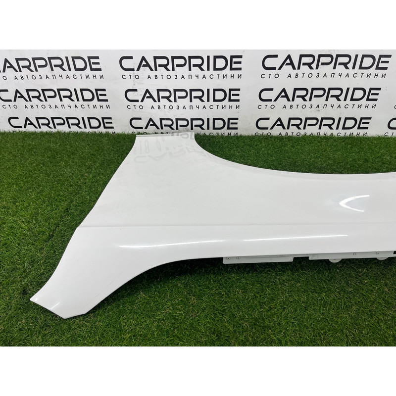 Крыло (наружные элементы кузова) AUDI A4 B8 2012 2.0 CAEB 8K0821105A