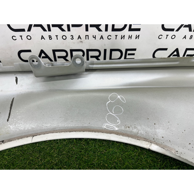 Крыло (наружные элементы кузова) AUDI A4 B8 2012 2.0 CAEB 8K0821105A