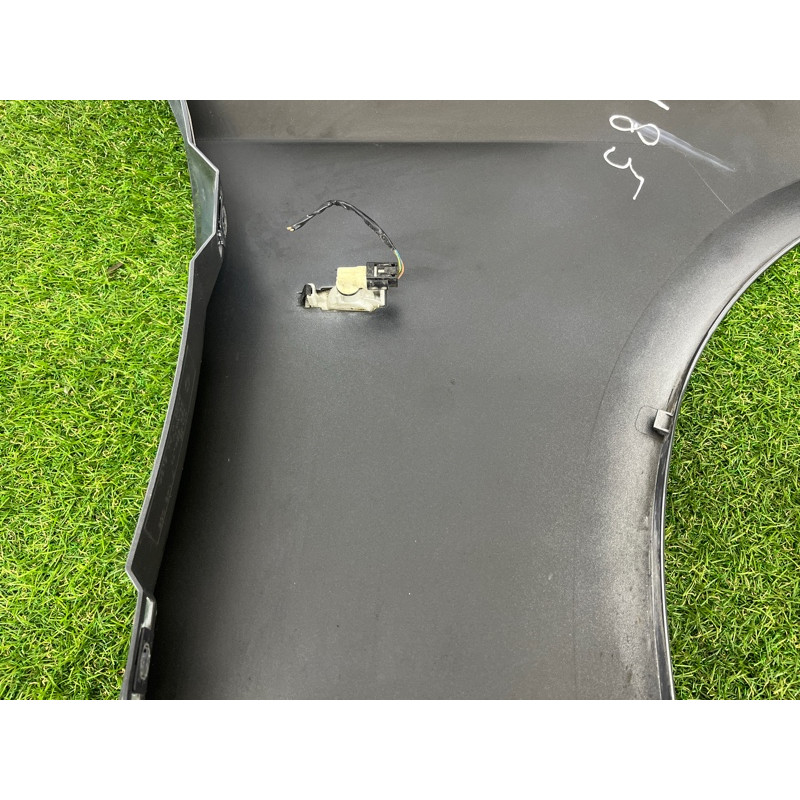 Крило (зовнішні елементи кузова) BMW 3-series E93 2008 3.0 N54 41357168987