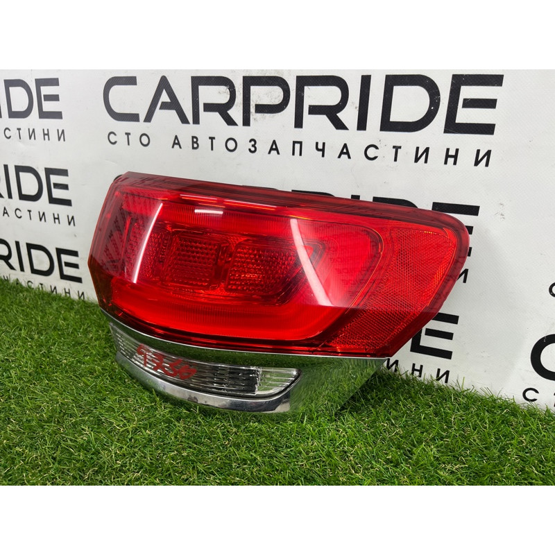 Задний фонарь (оптика) Jeep Grand Cherokee WK2 2014 3.0 Diesel EXF 68110016AC