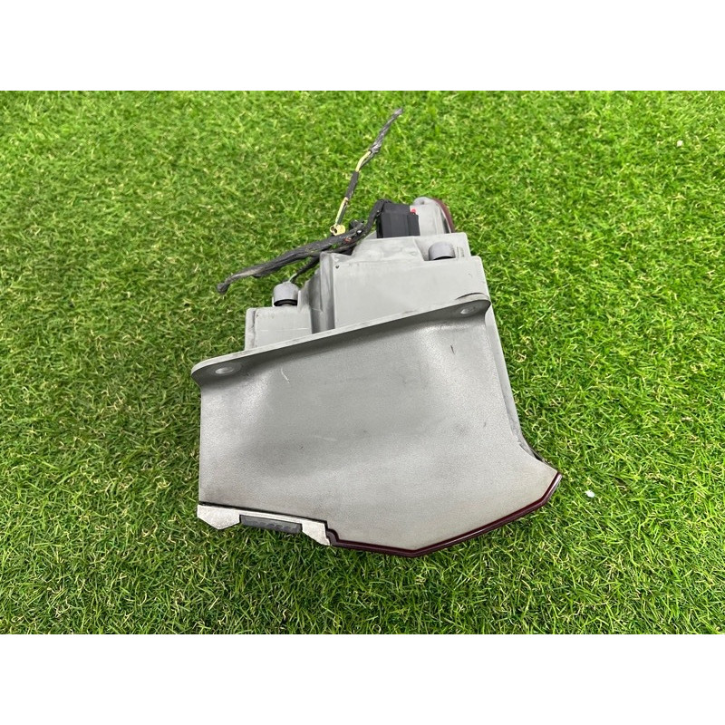 Задний фонарь (оптика) Jeep Grand Cherokee WK2 2014 3.0 Diesel EXF 68110016AC