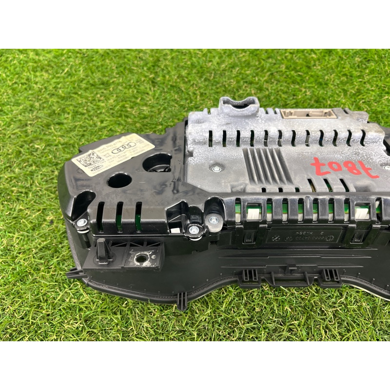 Панель приборов (салон) AUDI A4 B9 2017 2.0 DBPA 8W5920870B