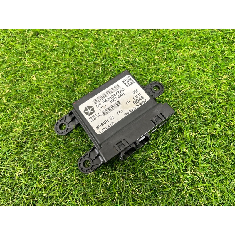 Блок управления парктрониками (электрика / блок управления) Jeep Grand Cherokee WK2 2014 3.0 Diesel EXF 68204477AC